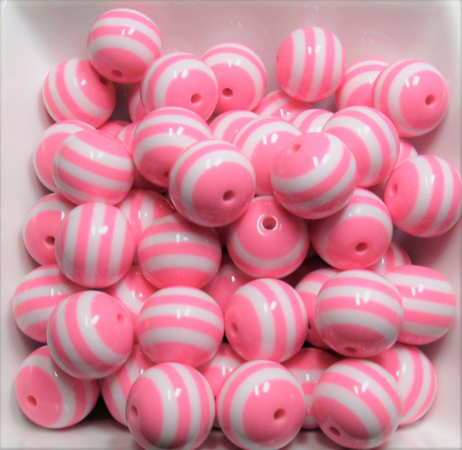 20mm Light Hot  Pink Striped Bubblegum Beads, Chunky Beads, Resin Striped Gumball Beads,  Chunky Necklace Supply, Bubble Gum Beads