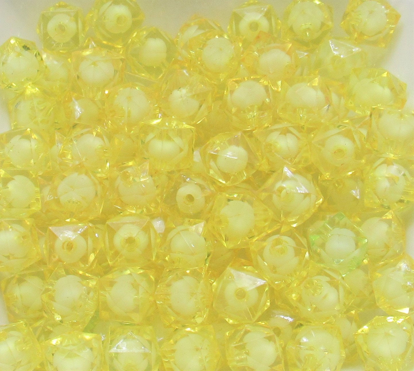 Yellow 12mm Cubed Bubblegum Beads, Chunky Bubblegum Beads, Faceted Bead, Transparent DIY Ice Cube Bead, Kawaii Bead Supply