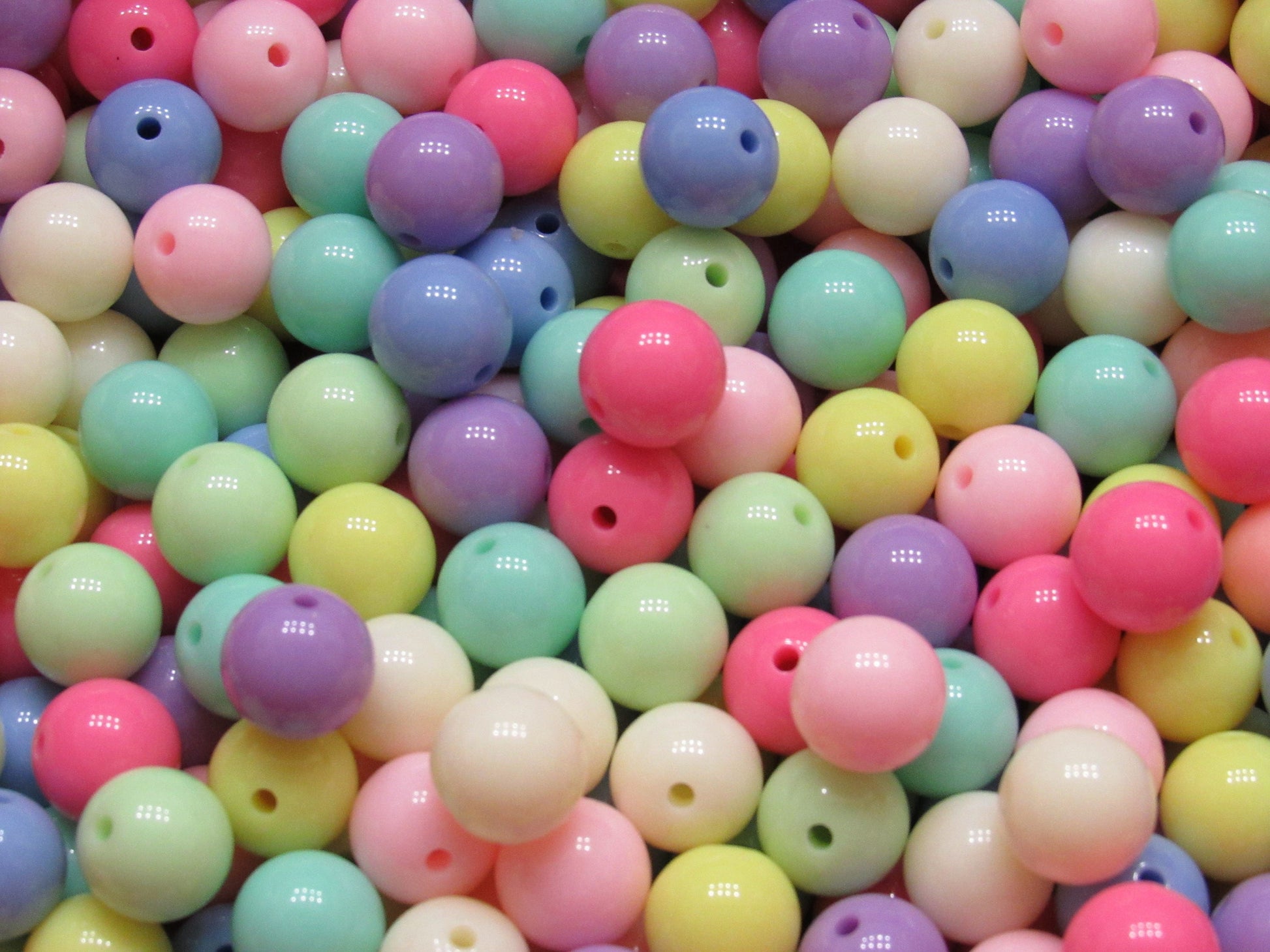 100 for 2.99  8mm Pastel Bubblegum Beads,  Chunky Assorted Pastel Colored Beads, Necklace Supply Bead, Gumball Beads, Bubblegum Beads,