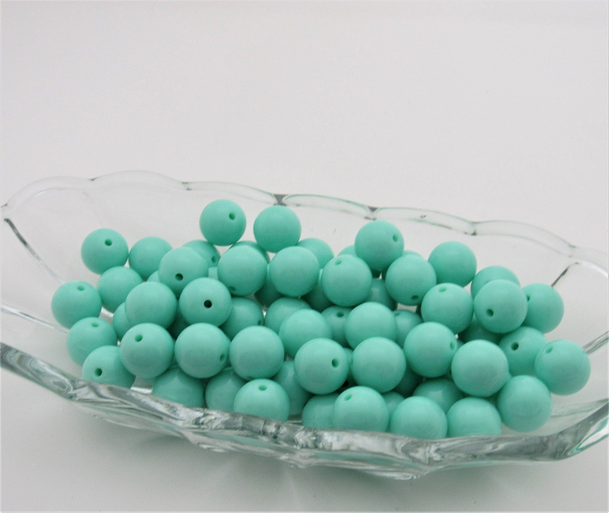 16mm Aqua Bubblegum Beads, Chunky Bubblegum Beads, Chunky Gumball Beads, Fairy Kei Beads, Chunky Necklace Supply, Round Acrylic Bead