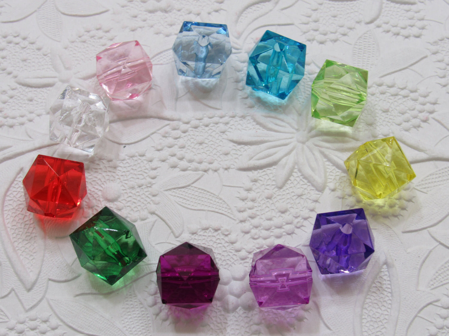 10Ct.  Faceted 20mm Bubblegum Ice Cube Beads, Gumball Ice Cube Bead, Bubblegum Bead, Cube Transparent Beads, Chunky Necklace Supply