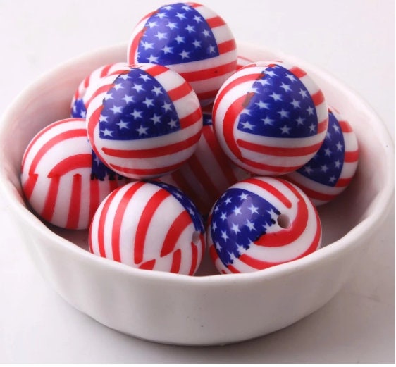 B Grade Flag Beads 20mm Red White Blue USA Flag  Bubblegum  Beads, July 4th. Beads, Chunky Gumball Beads, Bubblegum Necklace Bead Supply,