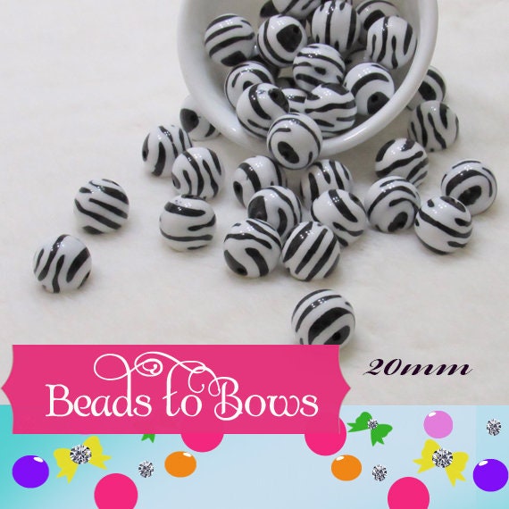 NEW 20mm Zebra Stripes Printed On Matte White Beads, Black and White Zebra Print On Bubblegum Bead, Zebra Printed Beads, Animal Print Bead